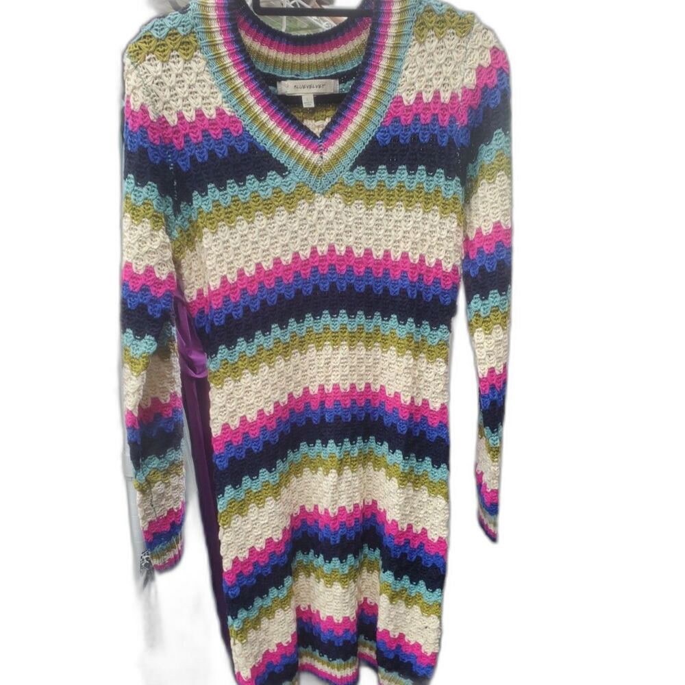 Crochet Bluevelvet Dress Size Large V-Neck